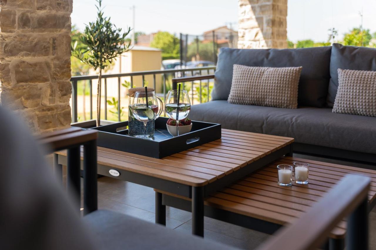 Holiday Home Maslina Porec Exterior photo