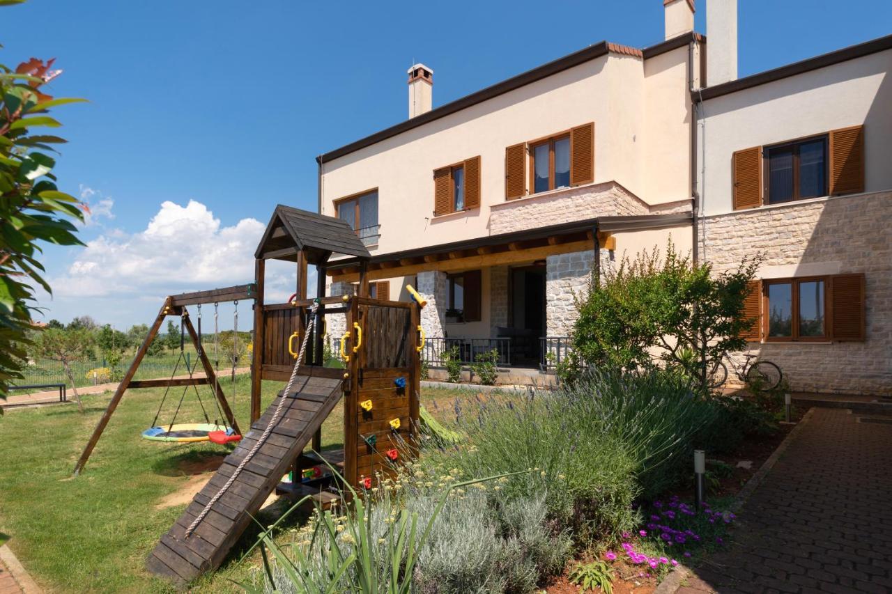 Holiday Home Maslina Porec Exterior photo